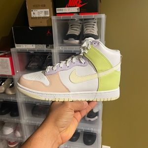 Wmns Nike Dunk Cashmere